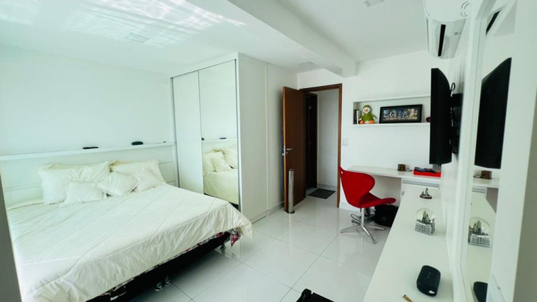 Imagem Imóvel com 3 Quartos à Venda, em Jardim Flamboyant - Cabo Frio Imagem Imóvel com 3 Quartos à Venda, em Jardim Flamboyant - Cabo Frio