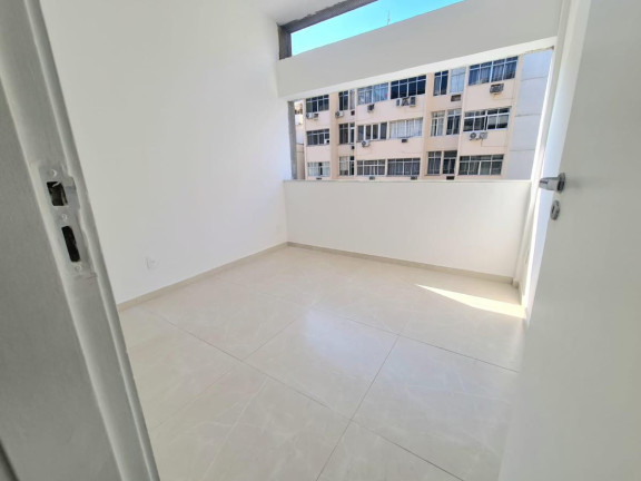 Imagem Apartamento com 2 Quartos à Venda, 60 m² em Copacabana - Rio De Janeiro Imagem Apartamento com 2 Quartos à Venda, 60 m² em Copacabana - Rio De Janeiro