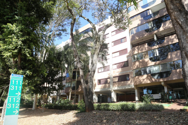 Apartamento com 2 Quartos à Venda, 132 m² em Asa Norte - Brasília