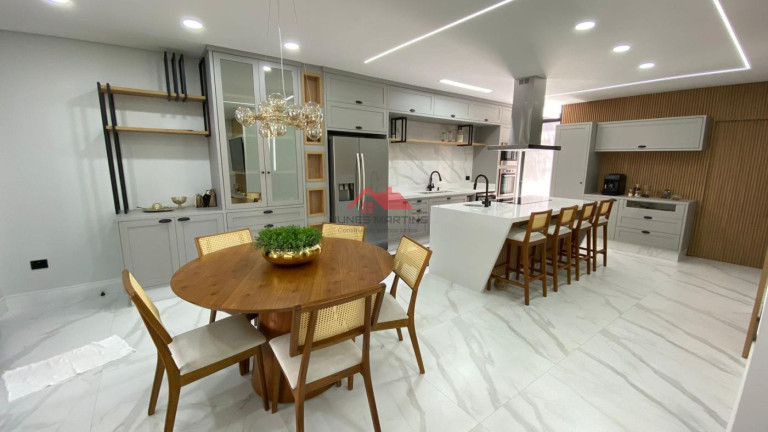 Imagem Casa com 3 Quartos à Venda, 243 m² em Jardim Oriente - São José Dos Campos