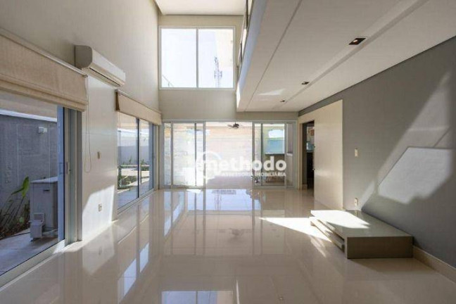 Imagem Casa com 3 Quartos à Venda, 270 m² em Swiss Park - Campinas Imagem Casa com 3 Quartos à Venda, 270 m² em Swiss Park - Campinas