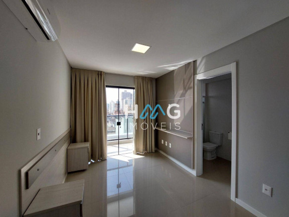 Imagem Apartamento com 3 Quartos para Alugar, 124 m² em Meia Praia - Itapema