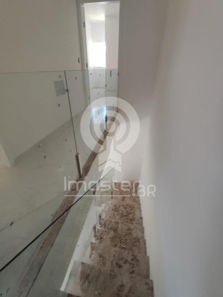 Imagem Casa com 5 Quartos à Venda, 150 m² em Sapiranga - Fortaleza Imagem Casa com 5 Quartos à Venda, 150 m² em Sapiranga - Fortaleza