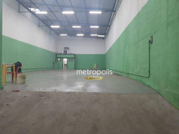 Galpão à Venda, 325 m² em Utinga - Santo André