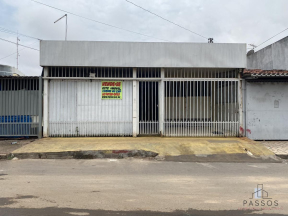Casa com 3 Quartos à Venda, 128 m²