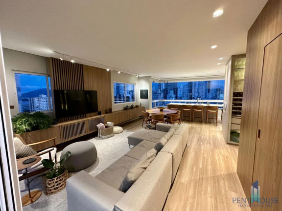 Imagem Cobertura com 4 Quartos à Venda, 240 m² em Centro - Balneário Camboriú
