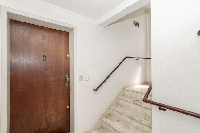 Imagem Imóvel com 2 Quartos à Venda, em Petrópolis - Porto Alegre Imagem Imóvel com 2 Quartos à Venda, em Petrópolis - Porto Alegre