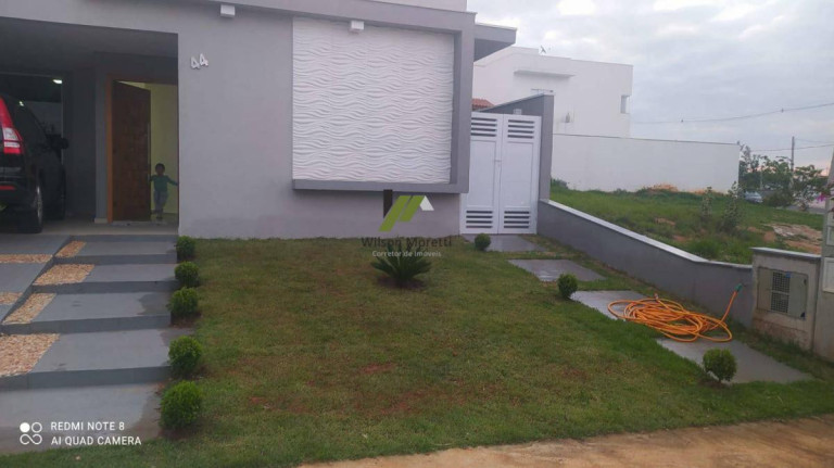 Imagem Casa de Condomínio com 3 Quartos à Venda, 172 m²