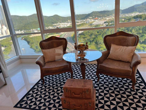 Imagem Apartamento com 3 Quartos à Venda, 190 m² em Centro - Balneário Camboriú Imagem Apartamento com 3 Quartos à Venda, 190 m² em Centro - Balneário Camboriú