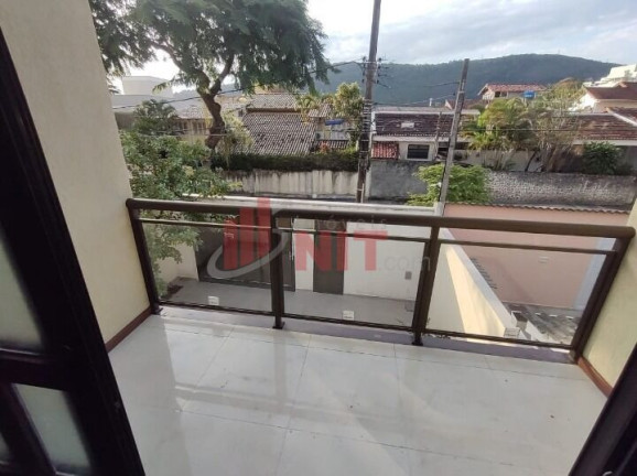 Imagem Casa com 4 Quartos à Venda, 180 m² em São Francisco - Niterói Imagem Casa com 4 Quartos à Venda, 180 m² em São Francisco - Niterói