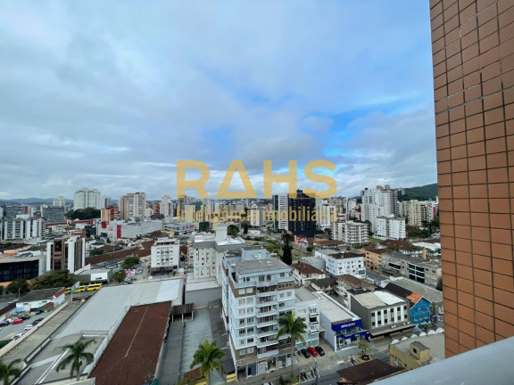 Imagem Apartamento com 1 Quarto à Venda, 67 m² em Centro - Joinville