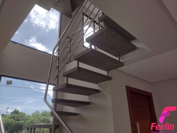 Imagem Casa com 3 Quartos à Venda, 186 m² em Rio Tavares - Florianópolis Imagem Casa com 3 Quartos à Venda, 186 m² em Rio Tavares - Florianópolis
