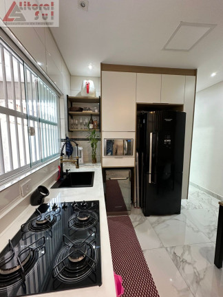 Imagem Casa com 3 Quartos à Venda, 113 m² em Maracanã - Praia Grande Imagem Casa com 3 Quartos à Venda, 113 m² em Maracanã - Praia Grande