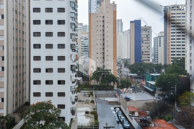 Imagem Apartamento com 4 Quartos à Venda, 143 m² em Moema - São Paulo Imagem Apartamento com 4 Quartos à Venda, 143 m² em Moema - São Paulo
