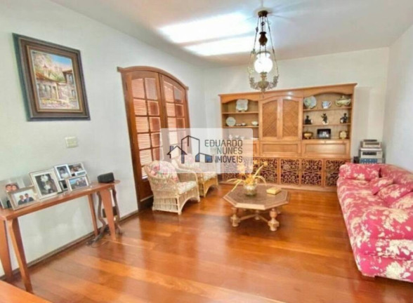 Imagem Casa com 5 Quartos à Venda,  em Mangabeiras - Belo Horizonte