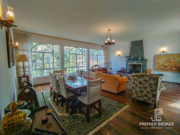 Imagem Casa com 4 Quartos à Venda, 330 m² em Albuquerque - Teresópolis