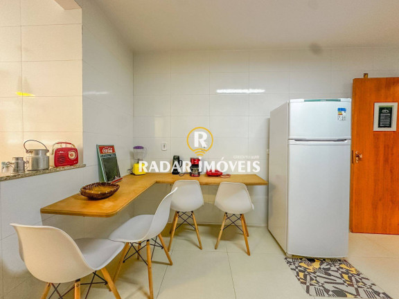 Imagem Apartamento com 3 Quartos à Venda, 140 m² em Algodoal - Cabo Frio