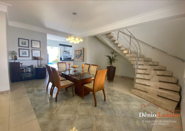 Imagem Casa com 4 Quartos à Venda, 329 m² em Ibituruna - Montes Claros Imagem Casa com 4 Quartos à Venda, 329 m² em Ibituruna - Montes Claros