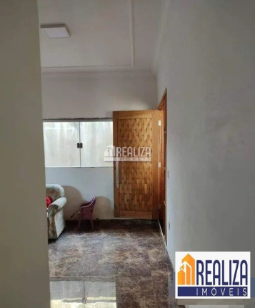 Imagem Casa com 2 Quartos à Venda, 250 m² em Jardim Califórnia - Uberaba Imagem Casa com 2 Quartos à Venda, 250 m² em Jardim Califórnia - Uberaba