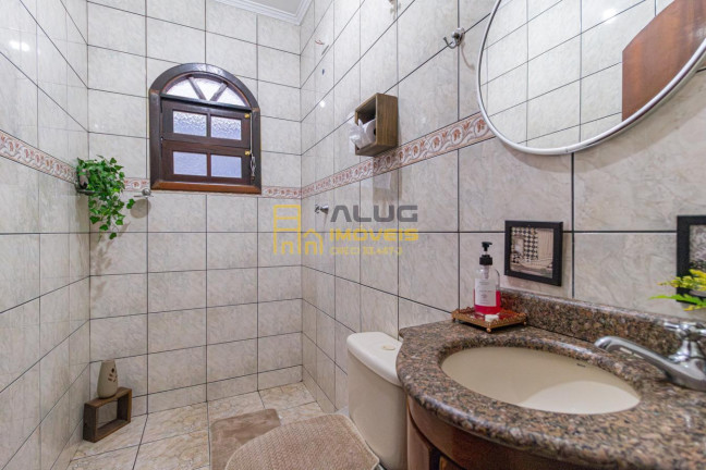 Imagem Casa com 3 Quartos à Venda, 180 m² em Remédios - Osasco