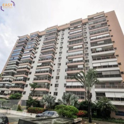 Imagem Imóvel com 2 Quartos à Venda, 92 m² em Jacarepaguá - Rio De Janeiro Imagem Imóvel com 2 Quartos à Venda, 92 m² em Jacarepaguá - Rio De Janeiro