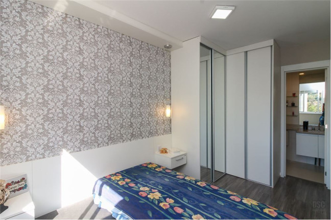 Imagem Imóvel com 2 Quartos à Venda, em Vila Nova - Porto Alegre Imagem Imóvel com 2 Quartos à Venda, em Vila Nova - Porto Alegre