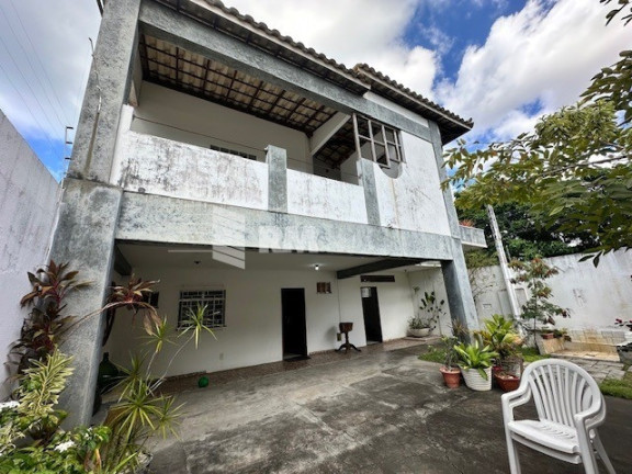 Casa com 4 Quartos à Venda, 100 m² em Itapuã - Salvador
