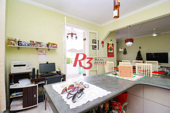 Imagem Casa com 3 Quartos à Venda, 192 m² em Boqueirão - Santos Imagem Casa com 3 Quartos à Venda, 192 m² em Boqueirão - Santos
