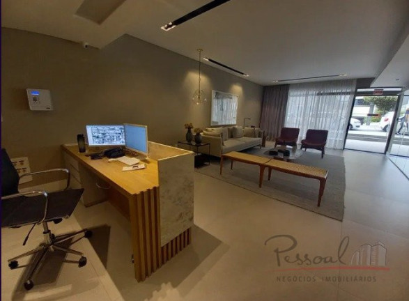 Imagem Apartamento com 3 Quartos à Venda, em Centro - Florianópolis Imagem Apartamento com 3 Quartos à Venda, em Centro - Florianópolis