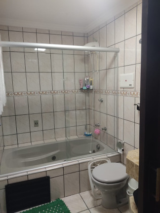 Imagem Casa com 3 Quartos à Venda, 222 m² em Jardim Rubi - Mogi Das Cruzes Imagem Casa com 3 Quartos à Venda, 222 m² em Jardim Rubi - Mogi Das Cruzes