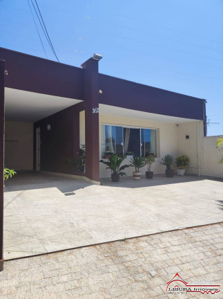 Imagem Casa com 2 Quartos à Venda, 240 m² em Centro - Jacareí