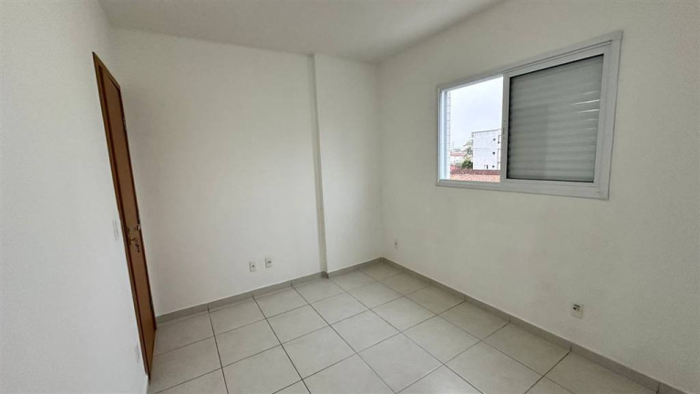 Imagem Apartamento com 1 Quarto à Venda, 10 m² em Guilhermina - Praia Grande Imagem Apartamento com 1 Quarto à Venda, 10 m² em Guilhermina - Praia Grande