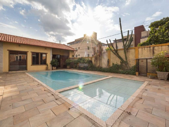 Casa com 4 Quartos à Venda, 360 m² em Três Barras - Contagem