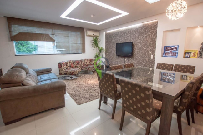 Casa com 4 Quartos à Venda, 150 m² em Campo Grande - Santos