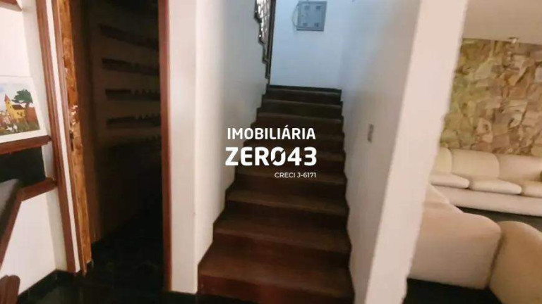 Imagem Casa com 7 Quartos à Venda, 1.200 m² em Quebec - Londrina Imagem Casa com 7 Quartos à Venda, 1.200 m² em Quebec - Londrina
