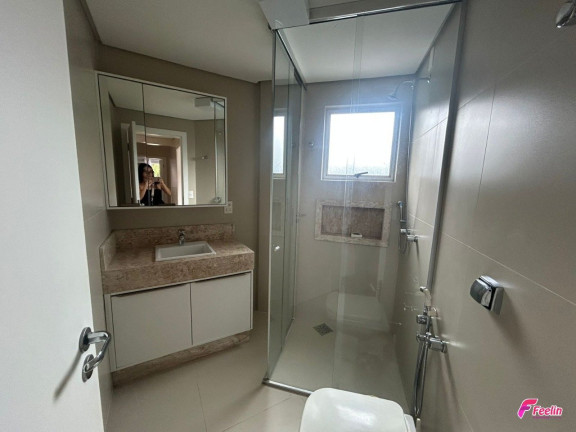 Imagem Apartamento com 4 Quartos à Venda, 143 m² em Centro - Florianópolis Imagem Apartamento com 4 Quartos à Venda, 143 m² em Centro - Florianópolis