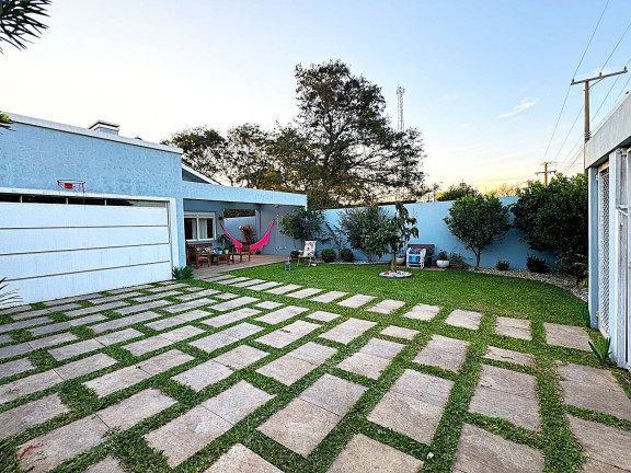 Imagem Casa com 3 Quartos à Venda, 150 m² em Cidade Alta - Itaqui