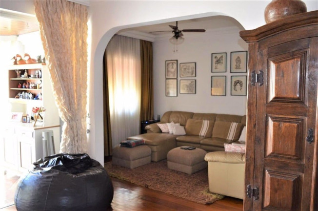 Imagem Apartamento com 3 Quartos à Venda, 210 m² em Paraisópolis - São Paulo