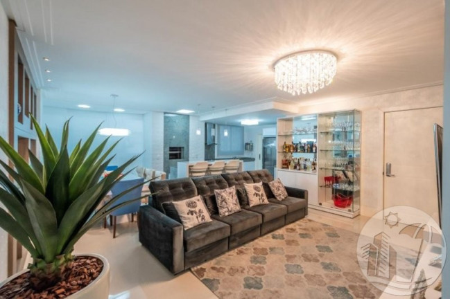 Imagem Apartamento com 3 Quartos à Venda, 133 m² em Centro - Balneário Camboriú