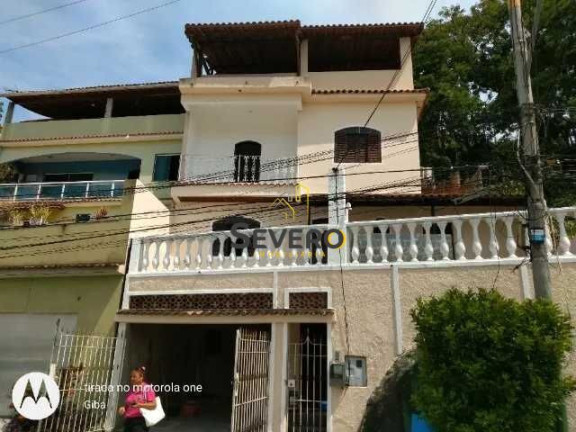 Casa com 3 Quartos à Venda, 150 m² em Centro - São Gonçalo