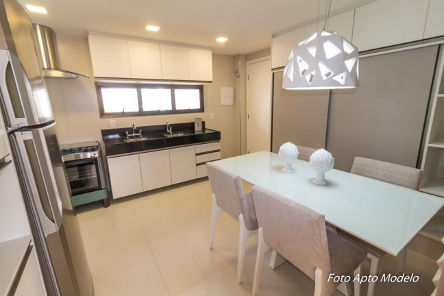 Imagem Apartamento com 3 Quartos à Venda, 177 m² em Cocó - Fortaleza