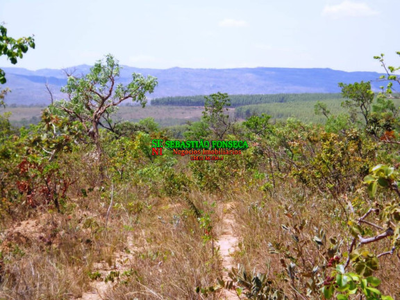 Terreno à Venda, 1.765 m² em Bocaiúva