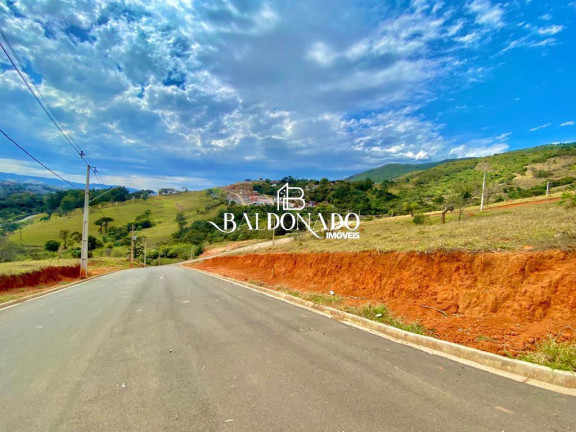 Imagem Terreno à Venda, 300 m² em Centro - Extrema Imagem Terreno à Venda, 300 m² em Centro - Extrema