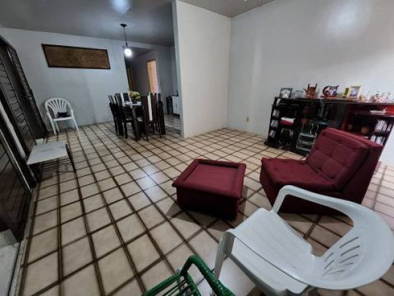 Imagem Casa com 5 Quartos à Venda, 360 m² em São João - Teresina