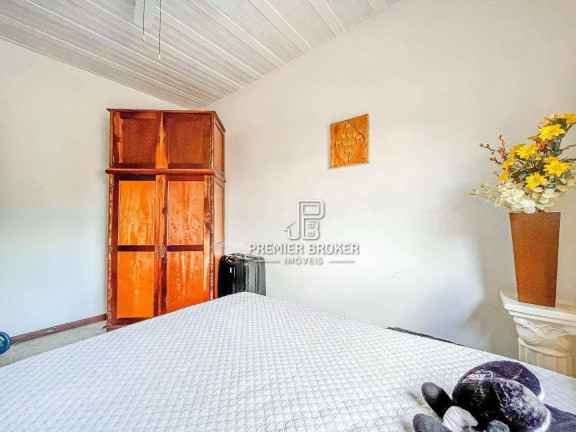 Imagem Casa com 3 Quartos à Venda, 110 m² em Bom Retiro - Teresópolis