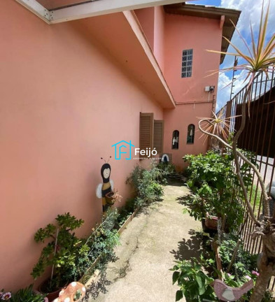 Imagem Casa com 4 Quartos à Venda, 300 m² em Restinga - Porto Alegre Imagem Casa com 4 Quartos à Venda, 300 m² em Restinga - Porto Alegre