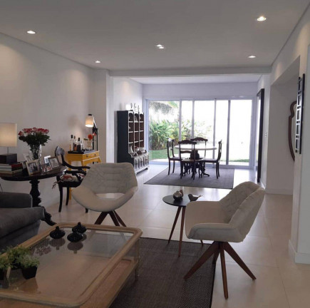 Casa de Condomínio com 4 Quartos à Venda, 300 m² em Alphaville - Santana De Parnaíba
