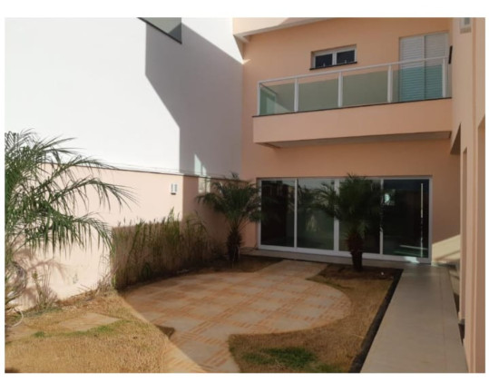 Imagem Casa com 3 Quartos à Venda, 227 m² em Wanel Ville - Sorocaba Imagem Casa com 3 Quartos à Venda, 227 m² em Wanel Ville - Sorocaba