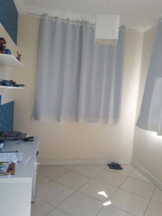 Imagem Casa com 3 Quartos à Venda, 180 m² em Estrada Do Coco - Lauro De Freitas Imagem Casa com 3 Quartos à Venda, 180 m² em Estrada Do Coco - Lauro De Freitas