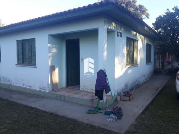 Imagem Casa com 2 Quartos à Venda,  em São José - Santa Maria